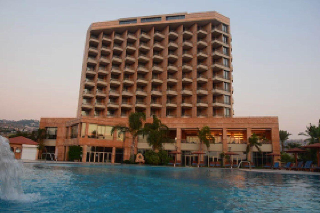 Jiyeh Marina Resort Hotel & Chalets Jieh Exterior foto