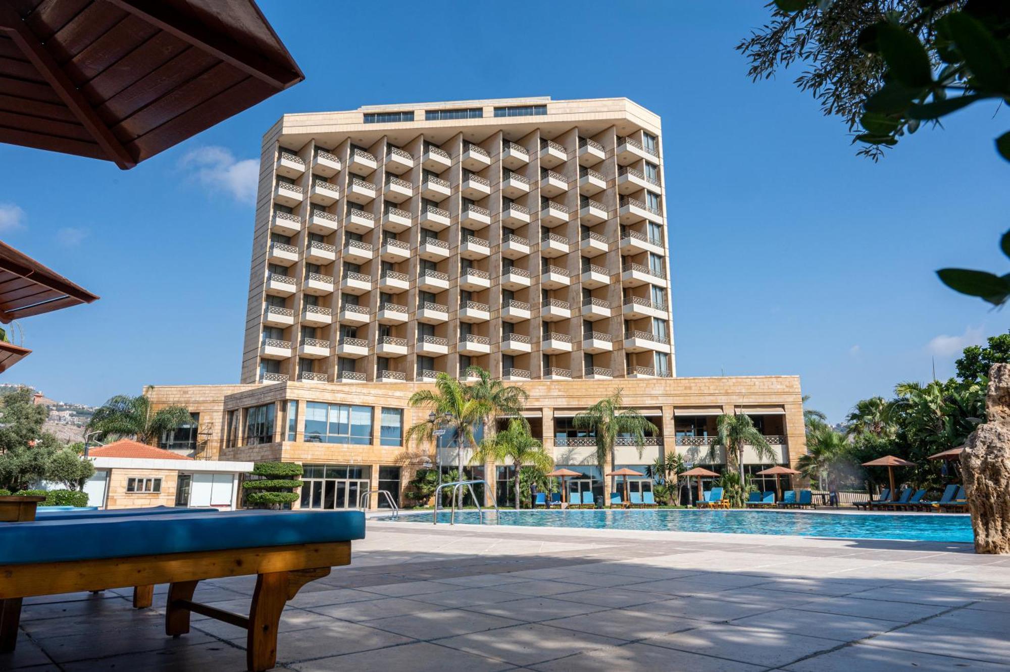 Jiyeh Marina Resort Hotel & Chalets Jieh Exterior foto