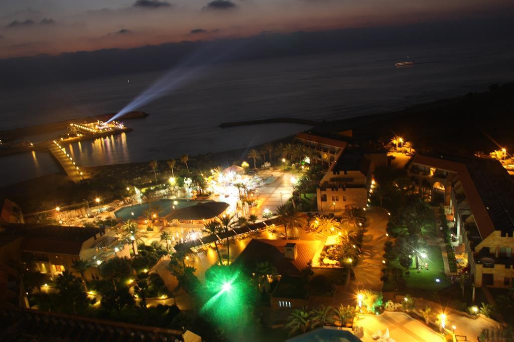Jiyeh Marina Resort Hotel & Chalets Jieh Exterior foto