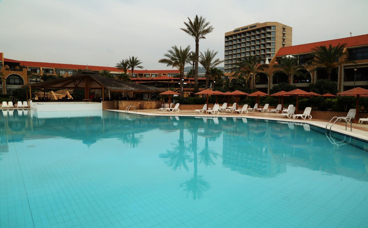Jiyeh Marina Resort Hotel & Chalets Jieh Exterior foto